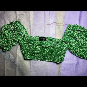 Kittenish Cropped Smock Top / cropped top